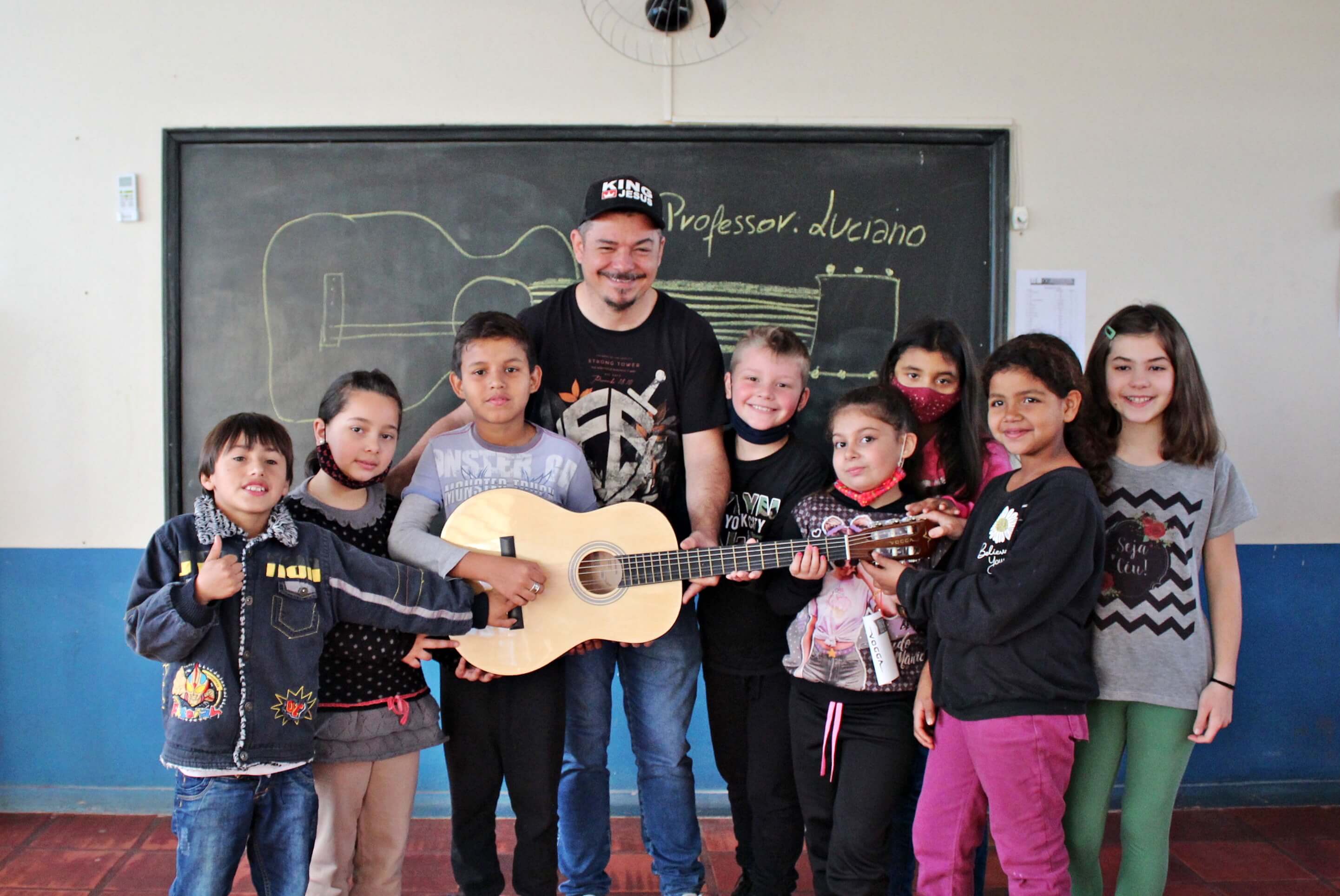 Aulas do projeto Recanto Musical iniciaram na segunda-feira